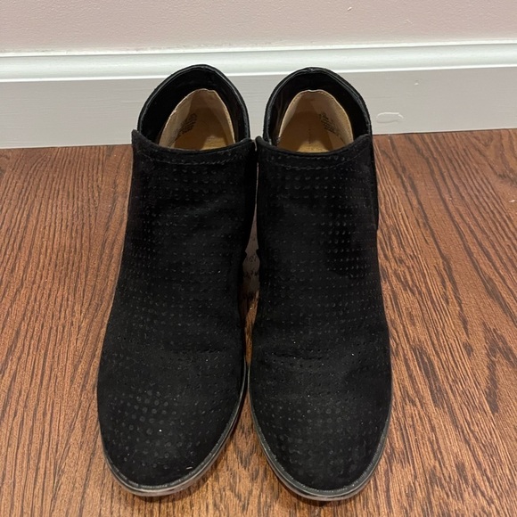 Fergie Black Suede Mini Boots Women’s 6.5 - Picture 2 of 8